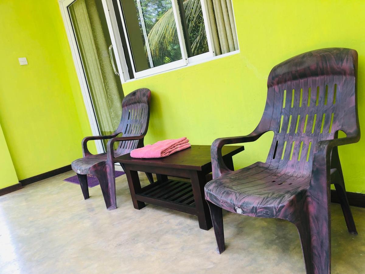 Jungle Restaurant And Villa Unawatuna Ngoại thất bức ảnh