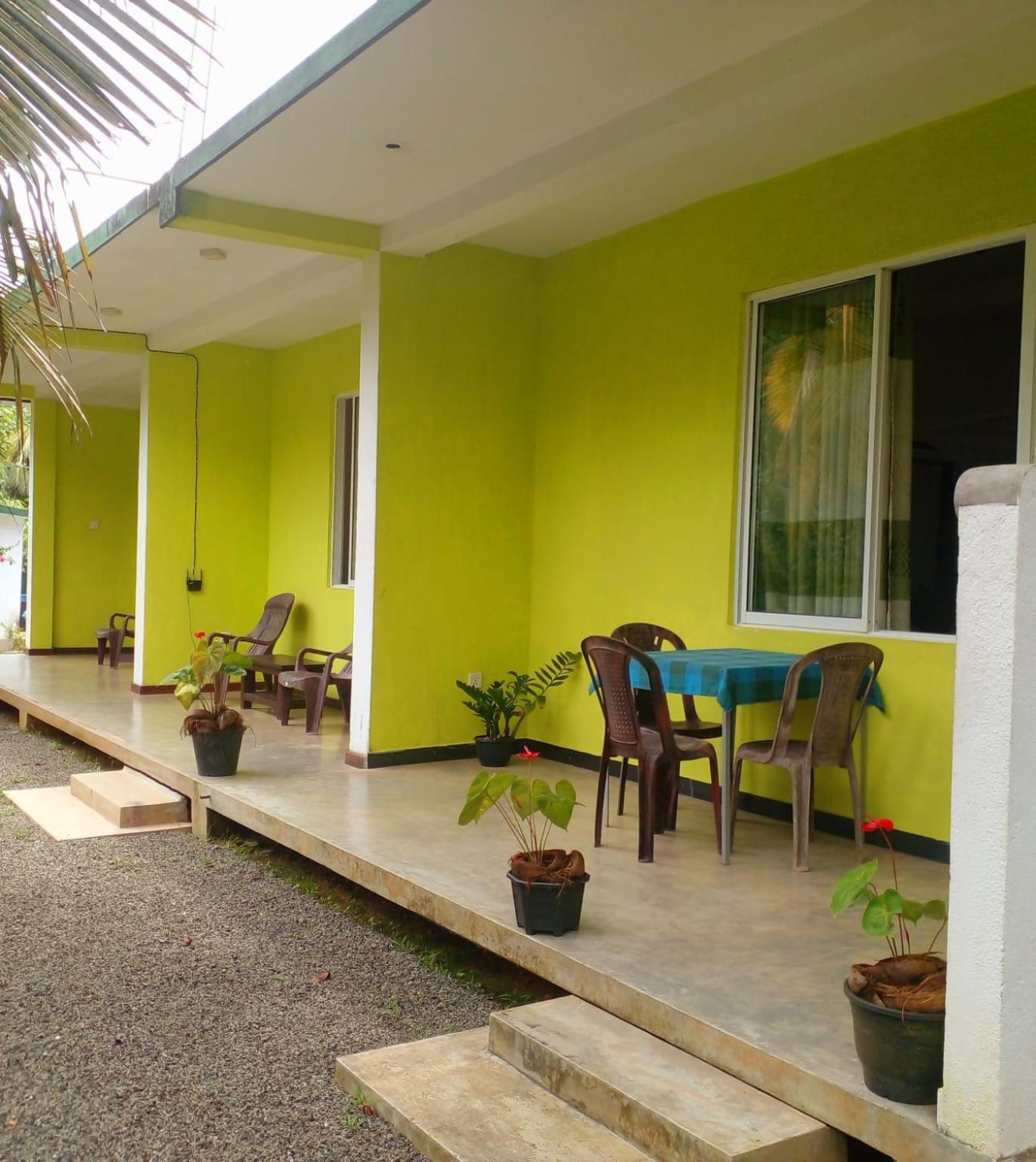 Jungle Restaurant And Villa Unawatuna Ngoại thất bức ảnh