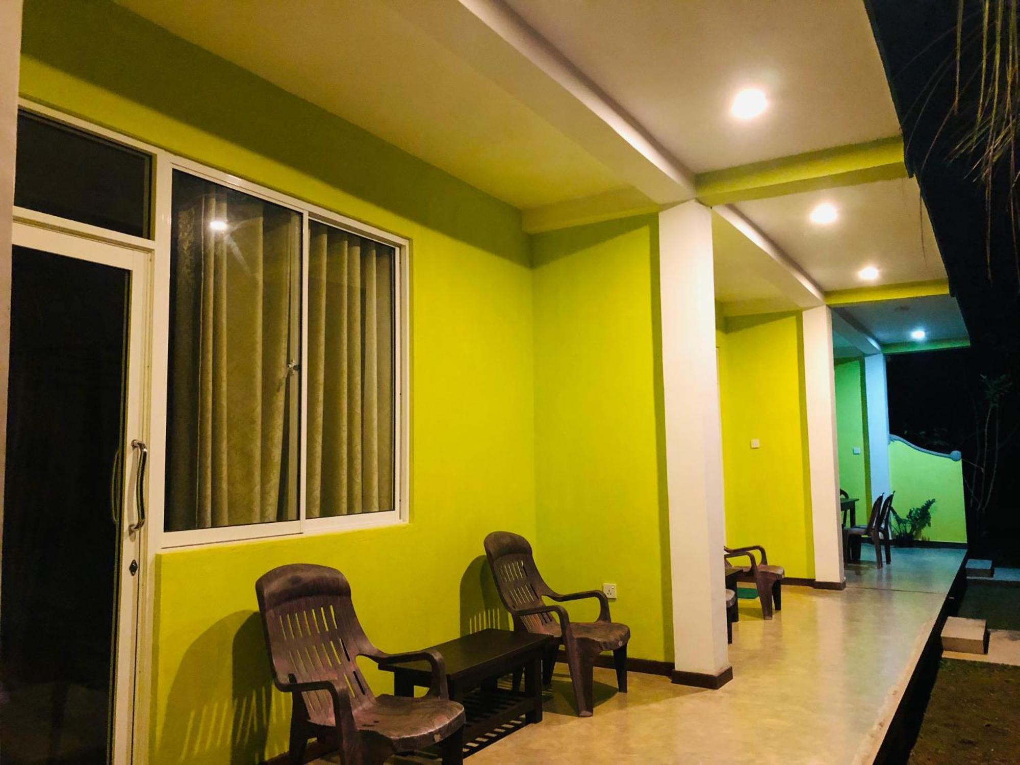 Jungle Restaurant And Villa Unawatuna Ngoại thất bức ảnh