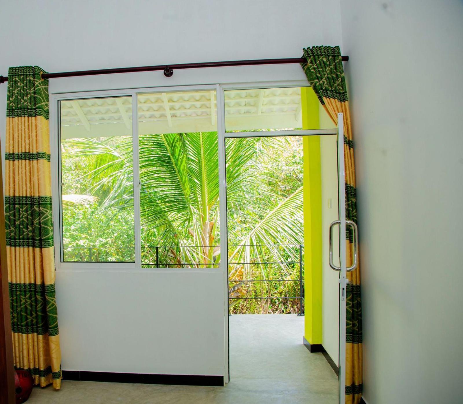 Jungle Restaurant And Villa Unawatuna Ngoại thất bức ảnh